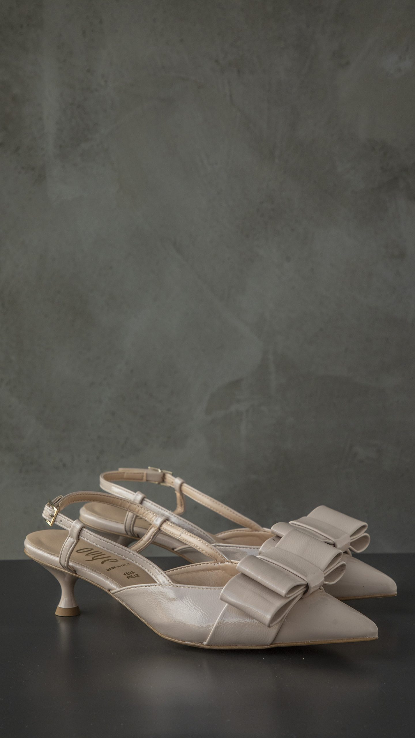 OVYE' | Slingback flake