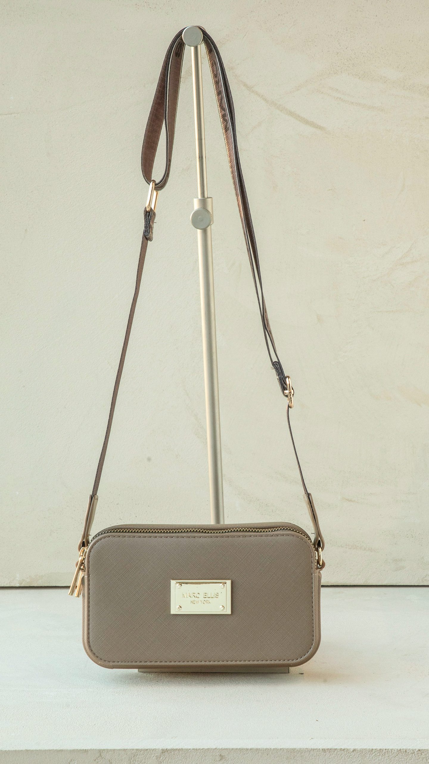 MARC ELLIS | FLAT MARC 25