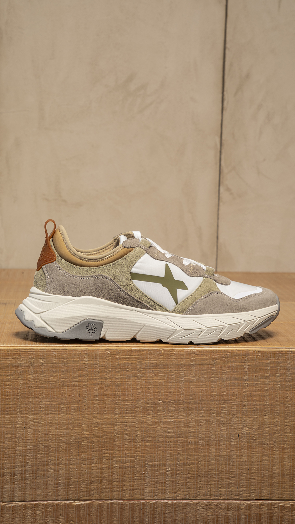 W6YZ | Next - M Taupe White Militare