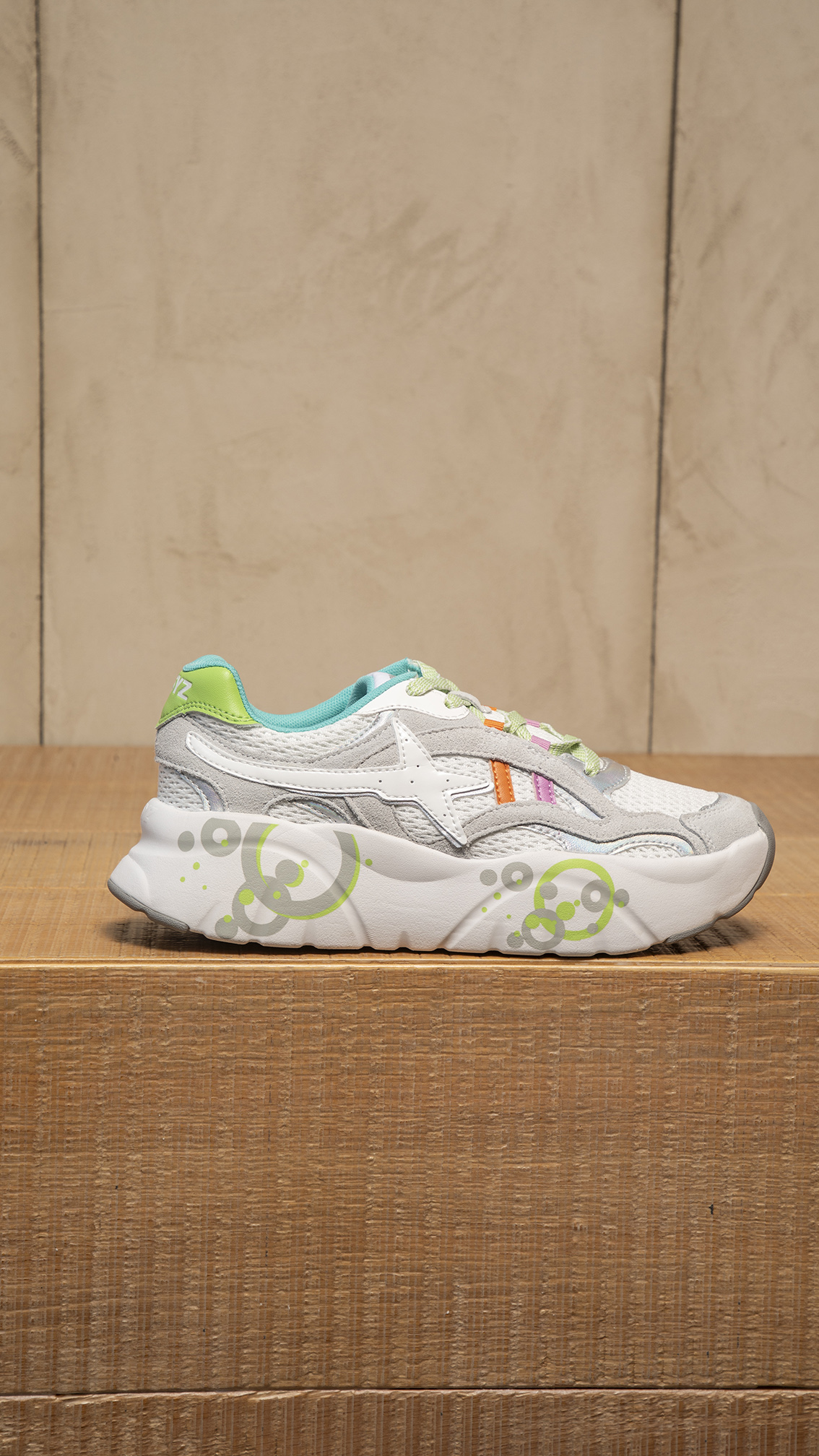 W6YZ | Ida W White Green