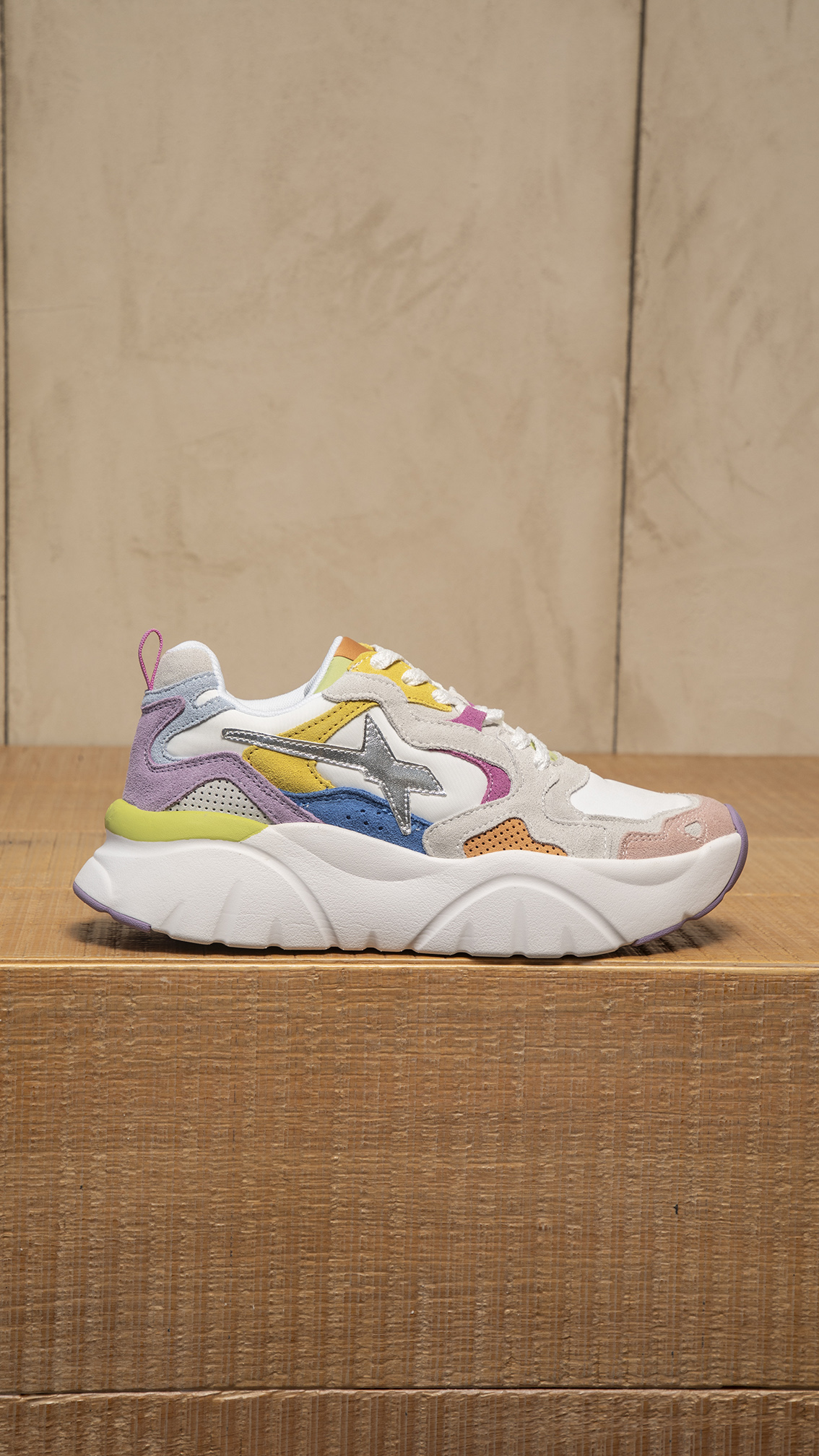 W6YZ | Mia W Cipria White Orange Azure