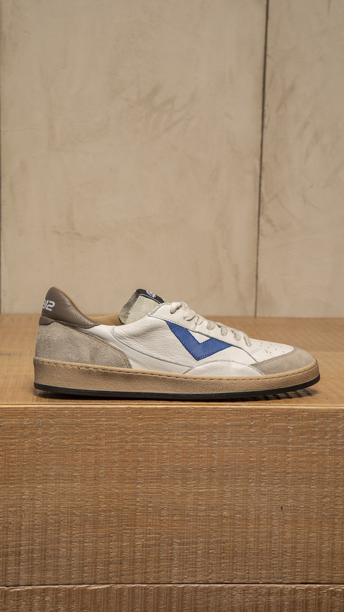 4B12 | Playnew U1005