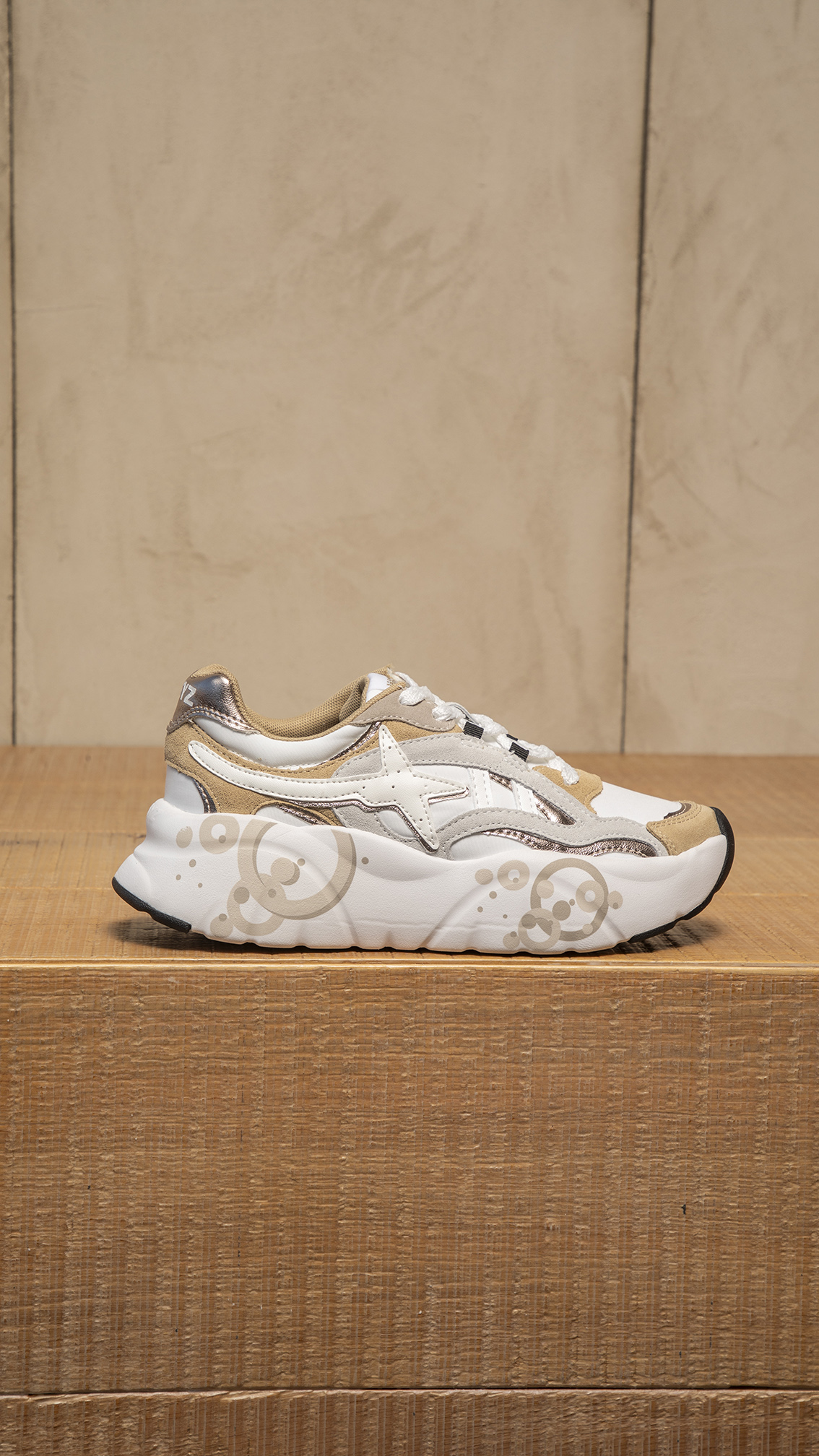 W6YZ | Ida W Taupe White