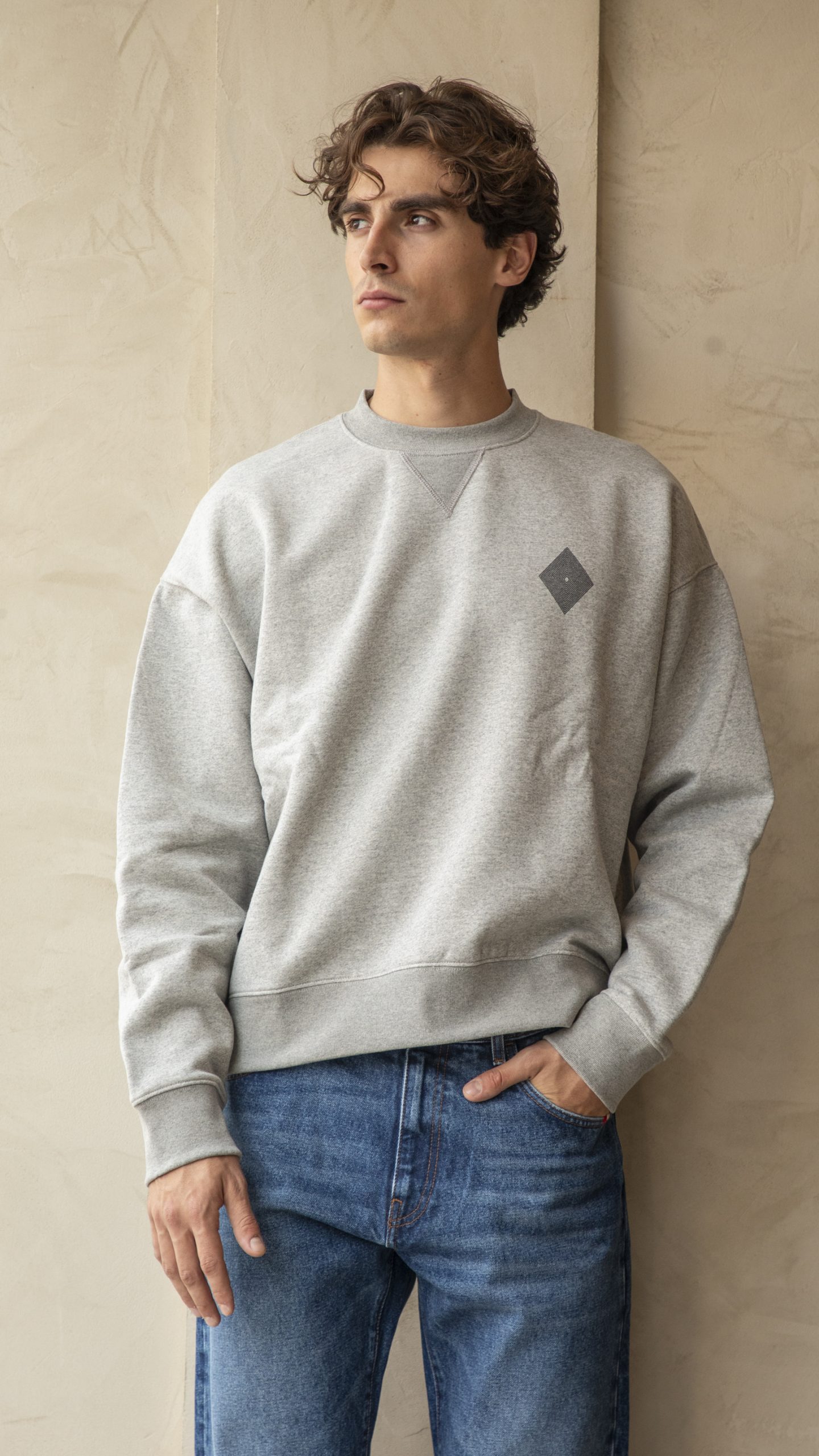 AMISH | CREW NECK