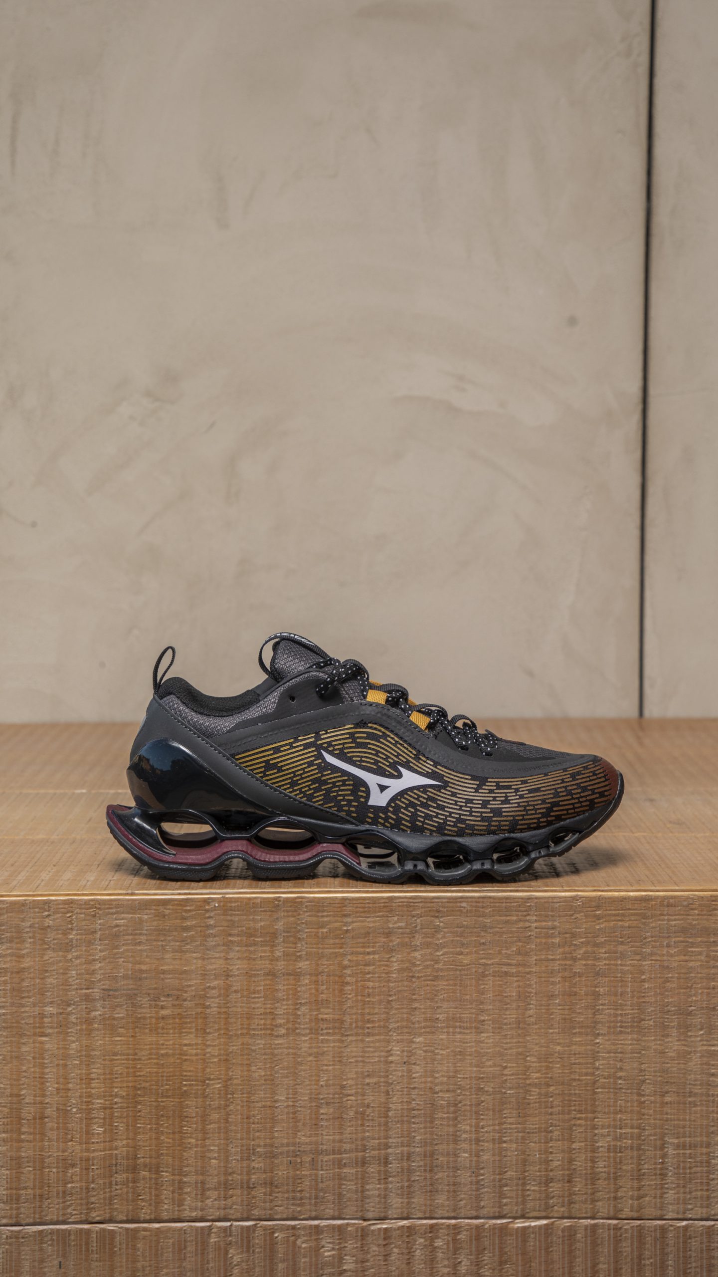 MIZUNO | WAVE PROPHECY 13.2 Black